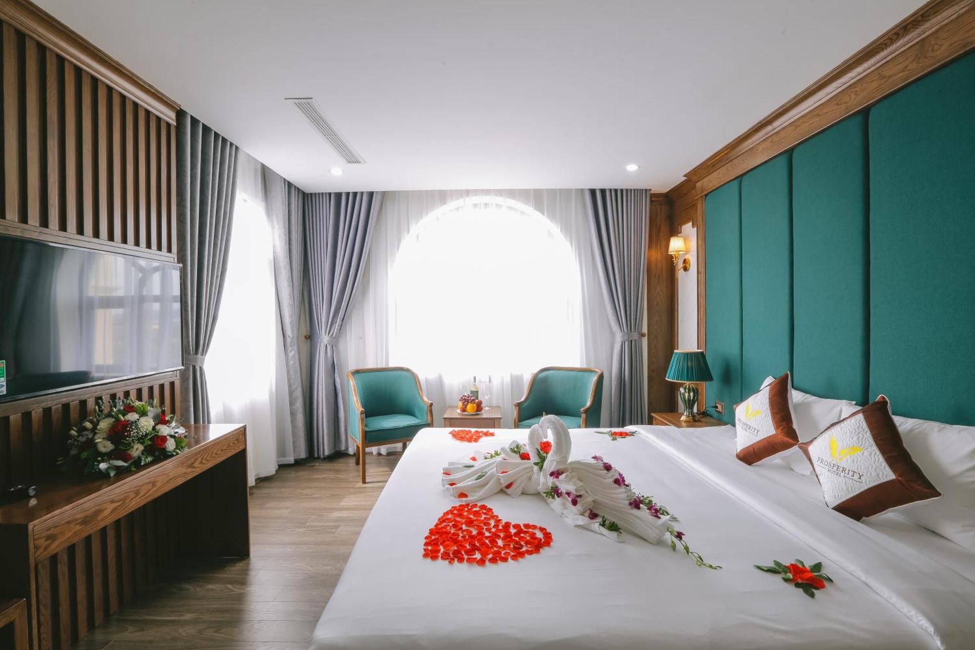 Prosperity Boutique Halong Hotel & Restaurent Ha Long Exterior foto